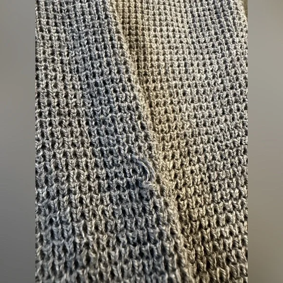 Vince gray V-Neck Women's Sweater - Picture 10 of 10